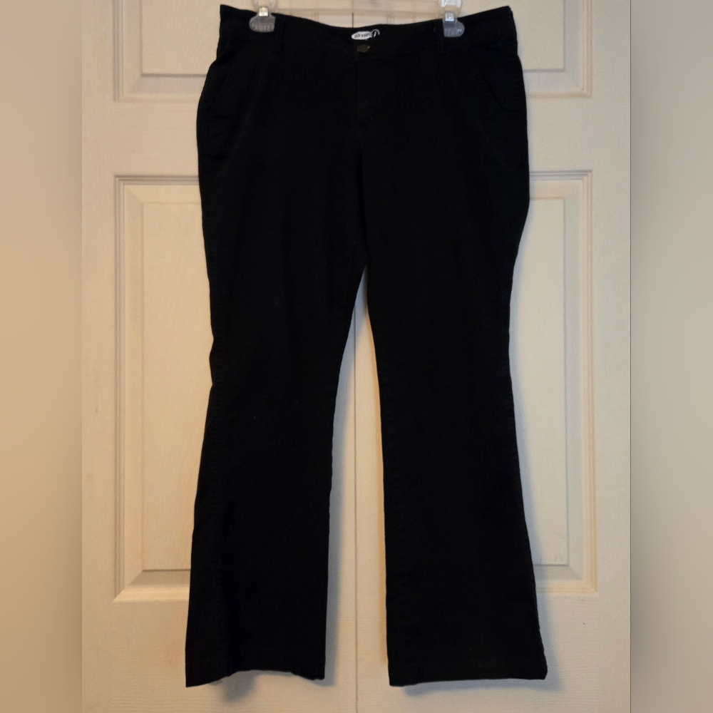 Sz.12, "The Diva" Collection black pants.